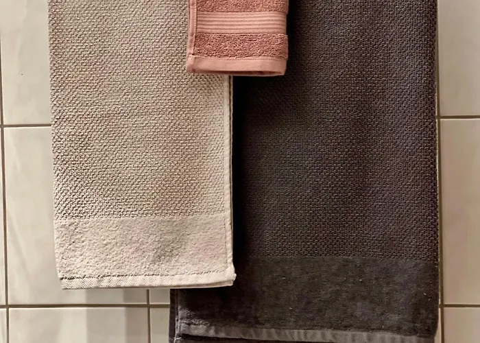 Ambiente C2 - Moderne Mit Terrasse In *