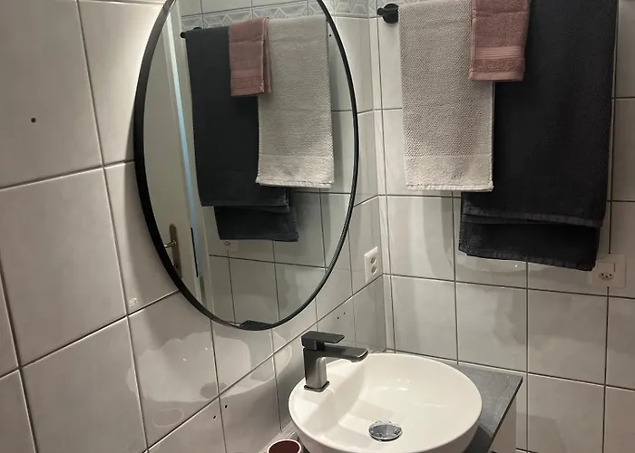 Ambiente C2 - Moderne Mit Terrasse In * לויקרבאד